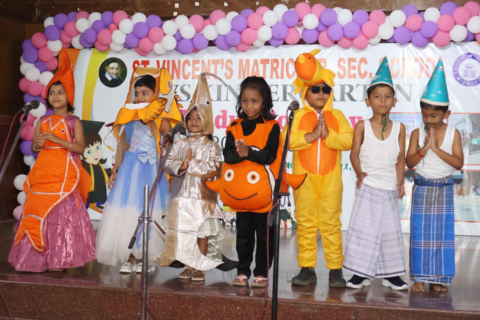 KG Graduation Day Image